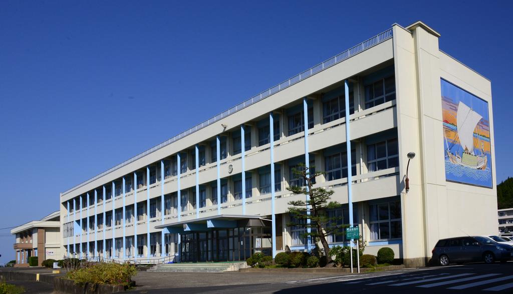 河野小学校